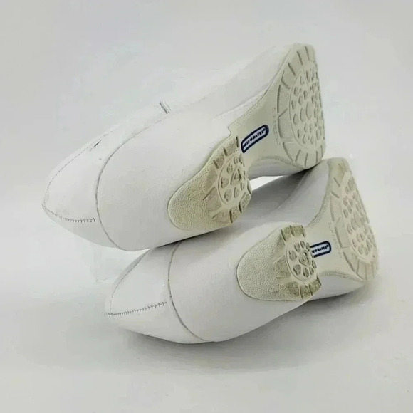 NURSE MATES BRYAR - Picture 6 of 7